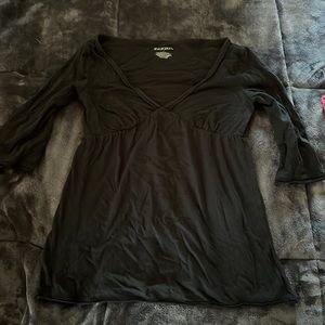 Black 3/4 length top